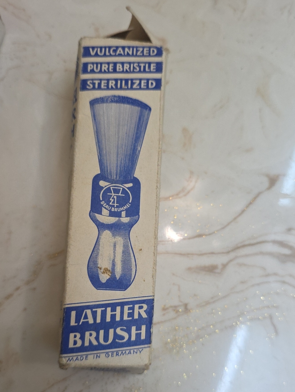 Lather Brush - Blue/White Vintage-Style Shaving Brush - Picture 8 of 8